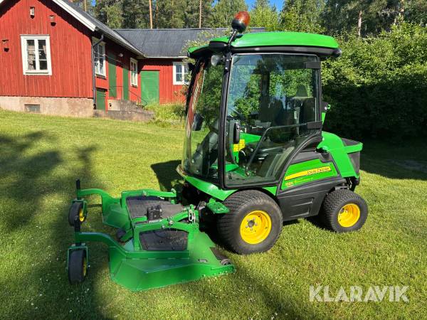 Gräsklippare John Deere 1585 TerrianCut 4WD