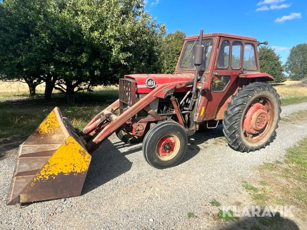 Traktor med lastare Massey Ferguson 165