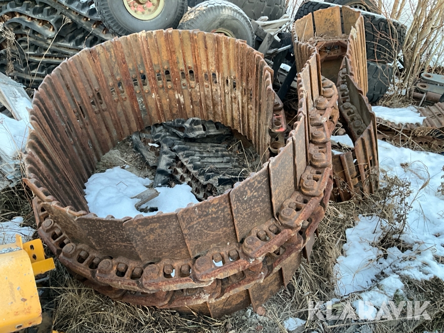 Stållarver till grävmaskin