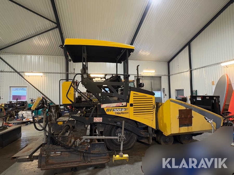 Asfaltsläggare Bomag BF300P elvärme
