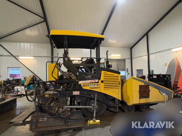 Asfaltsläggare Bomag BF300P elvärme