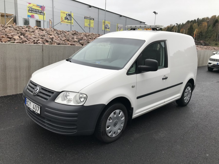 VW Caddy 1,9 TDI -08