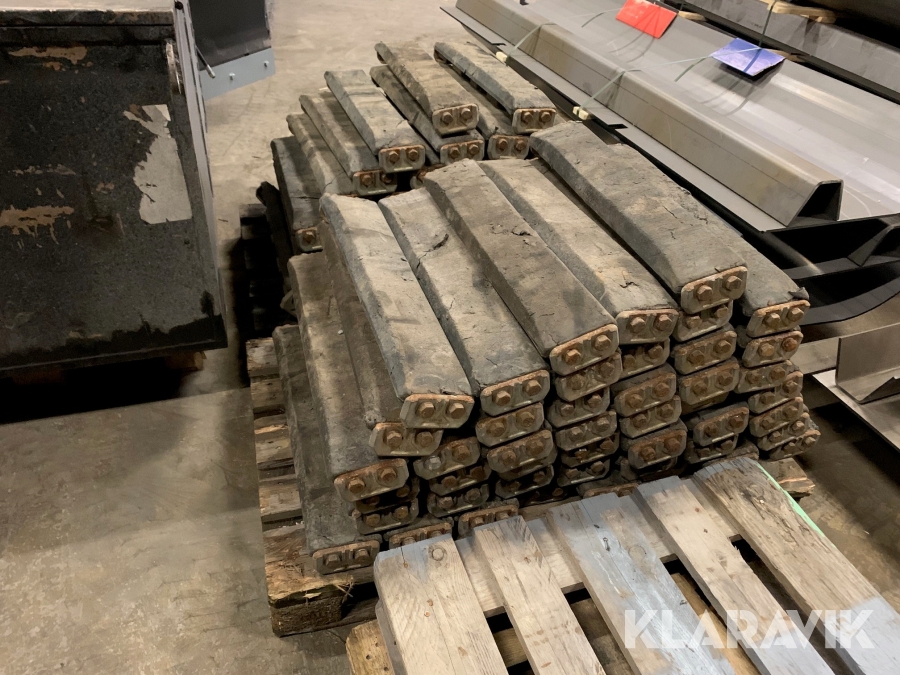 Bolt-on Pad 700mm 92 st