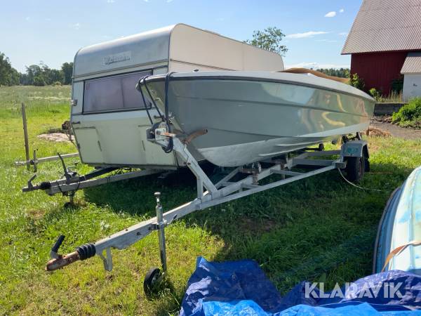 Motorbåt