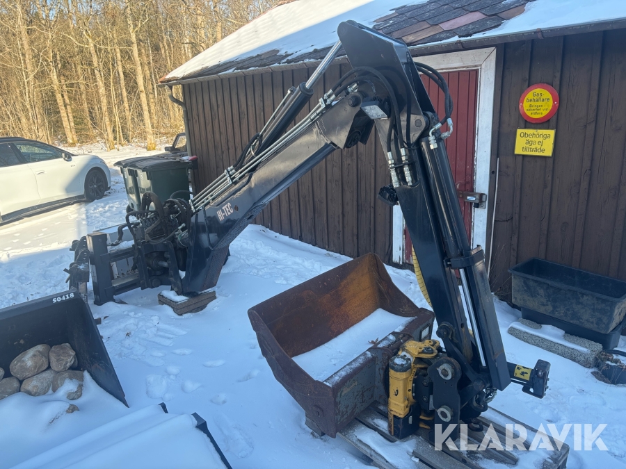 Grävaggregat HI-TECH 300 med tiltrotator, elstyrning och skopa
