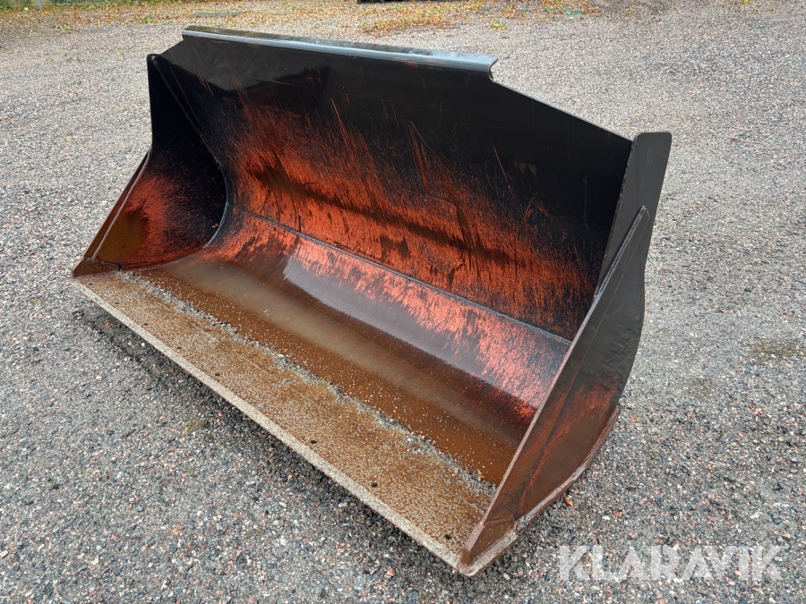 Skopa Volvo BM