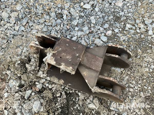 B20-fäste till grävmaskin