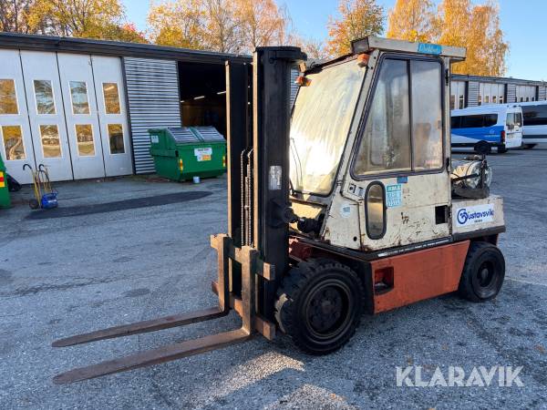 Gasoldriven Motviktstruck Nissan RGH02A30