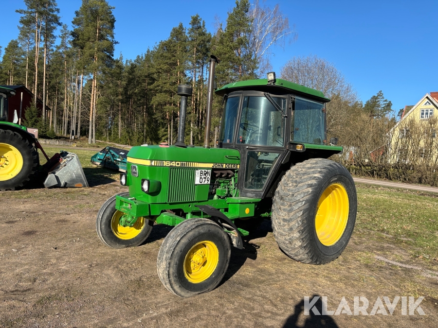 Traktor John Deere 1640