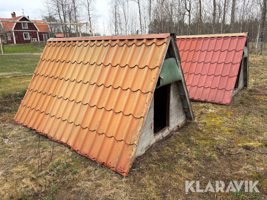 Grishydda/fårhydda isolerade 2st