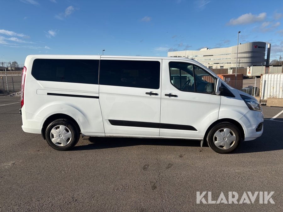 Minibuss Ford Transit Custom 320 9-sitsig