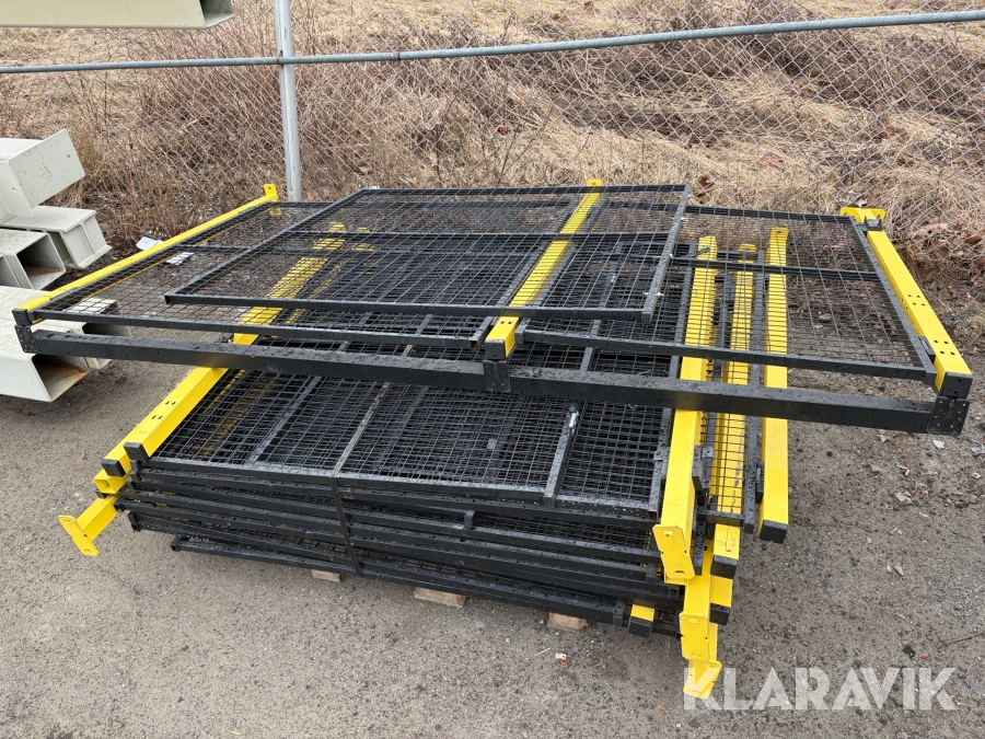 Stängsel ca 18m med grind