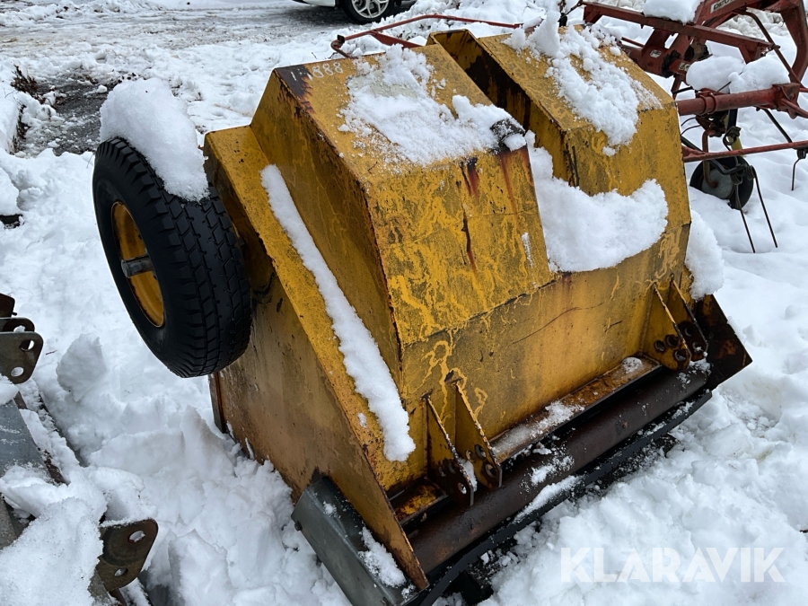 Sandspridare Fjärås 8-1200 800liter