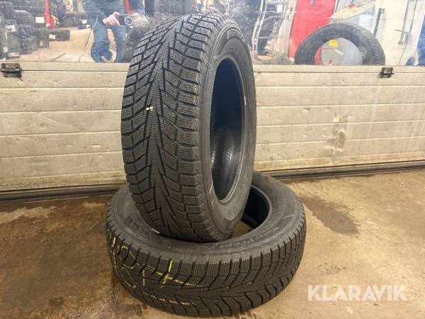 Vinterdäck Hankook Winter iCept iZ 215/60R17 2 st