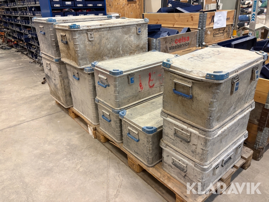 Plåtlådor Zarges 10 st