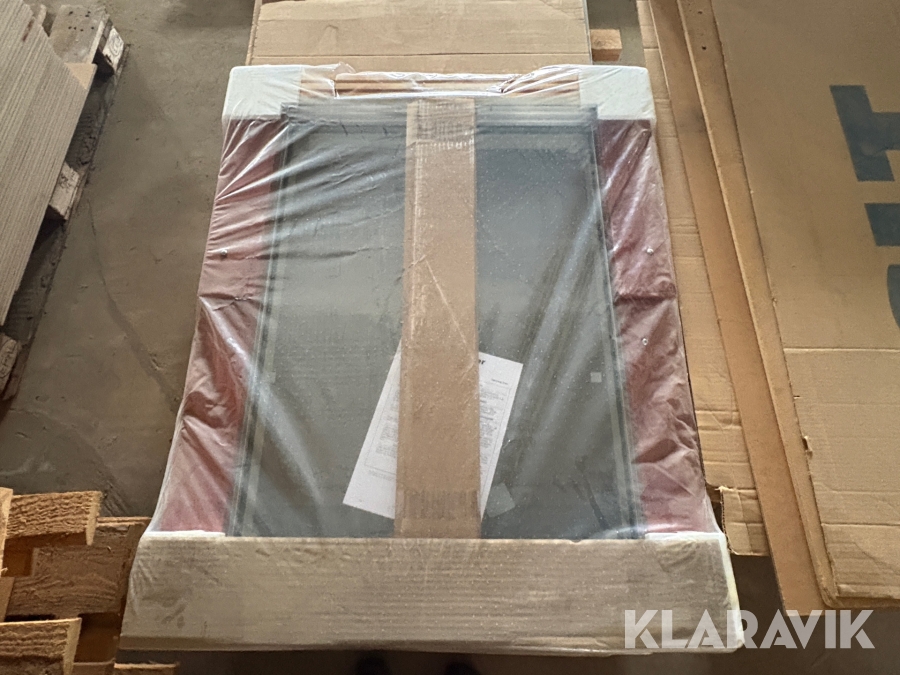 Takfönster Mataki 78x98 röd 1st