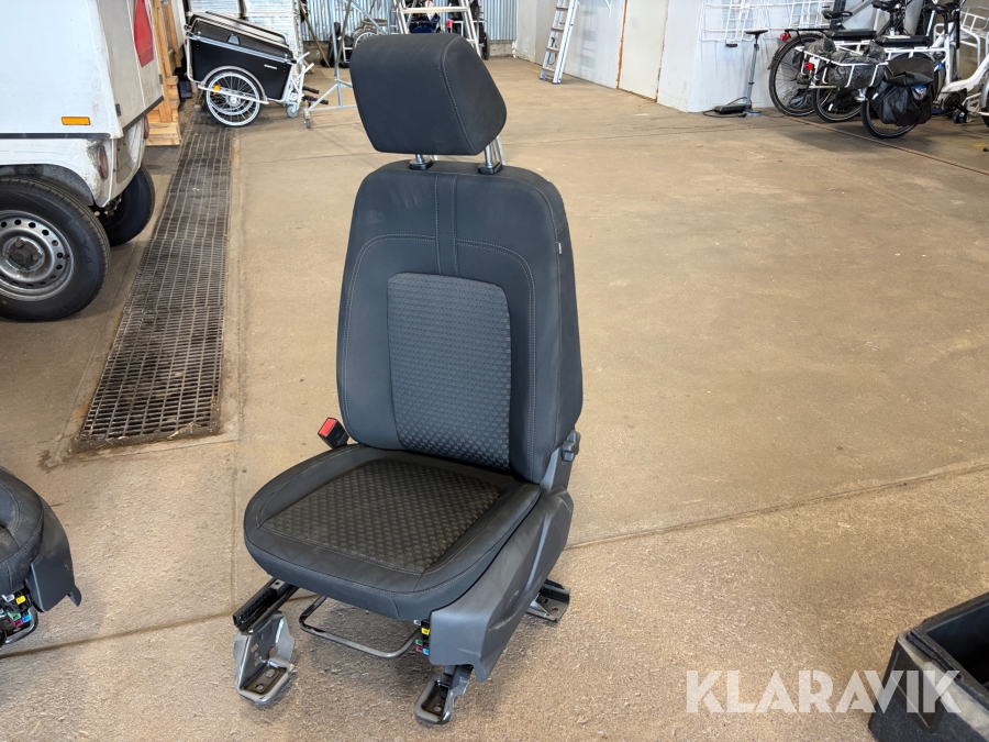 Bilsäte till Ford Transit Connect