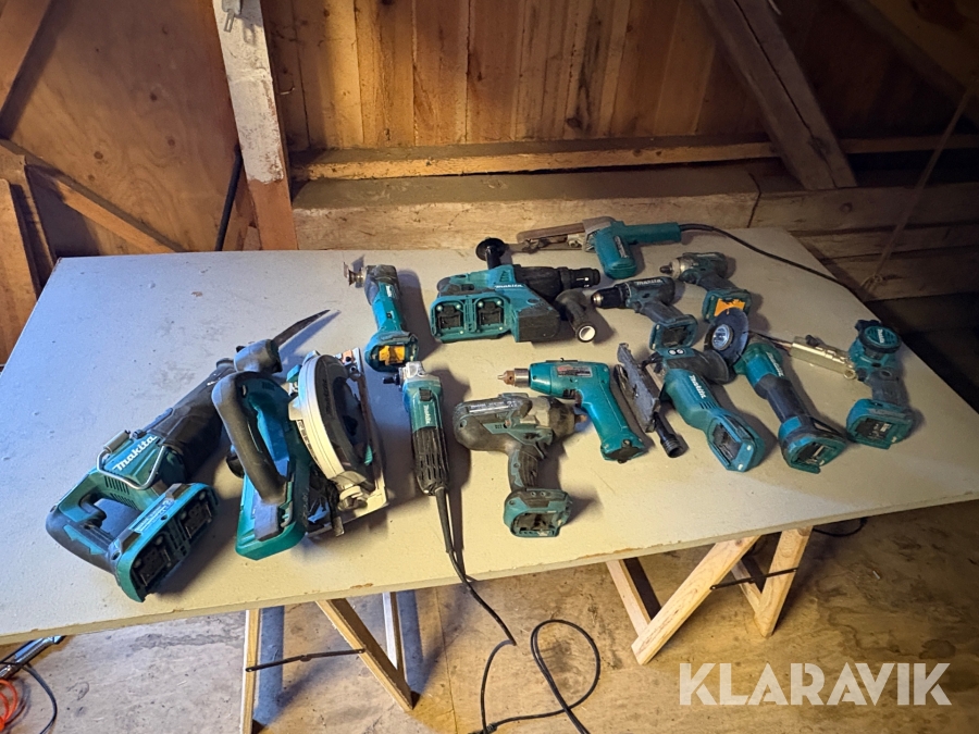 Parti med handverktyg Makita
