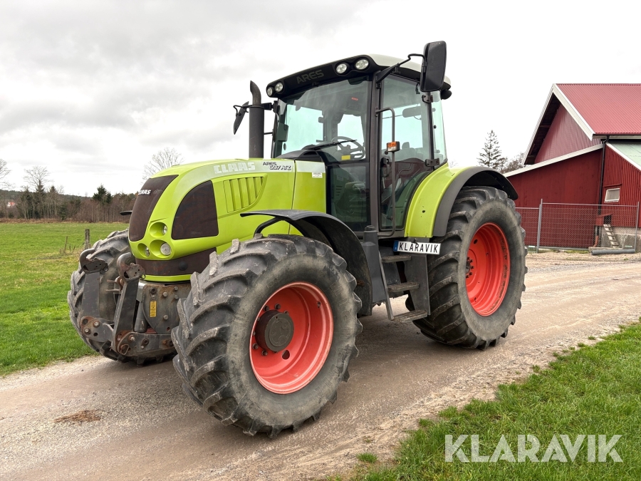 Traktor Claas Ares 697 ATZ