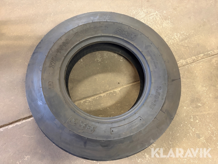 Däck BKT 7,5x16 1st