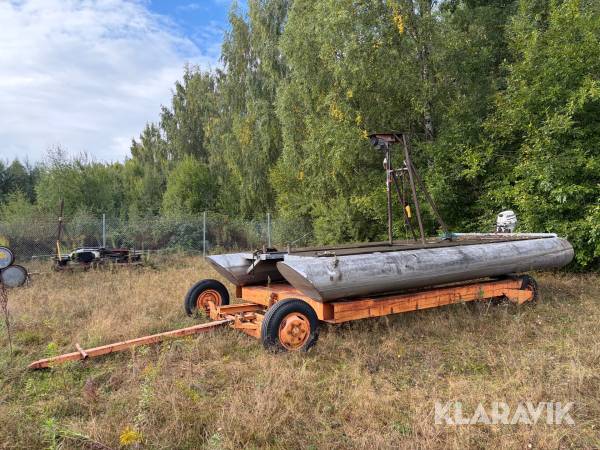 Arbetsflotte i rostfritt stål 6,6 m med vagn