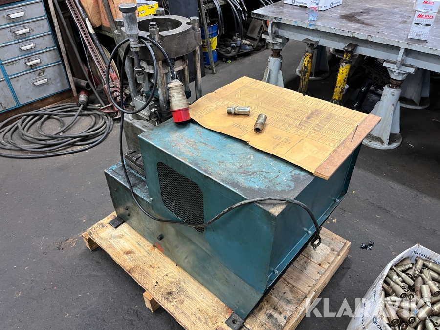 Slangpress Hycop med diverse slang och kopplingar