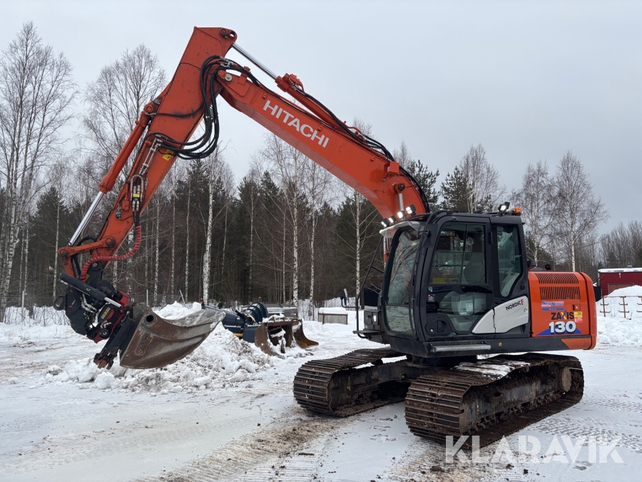 Grävmaskin Hitachi ZX130LCN-6 med redskap