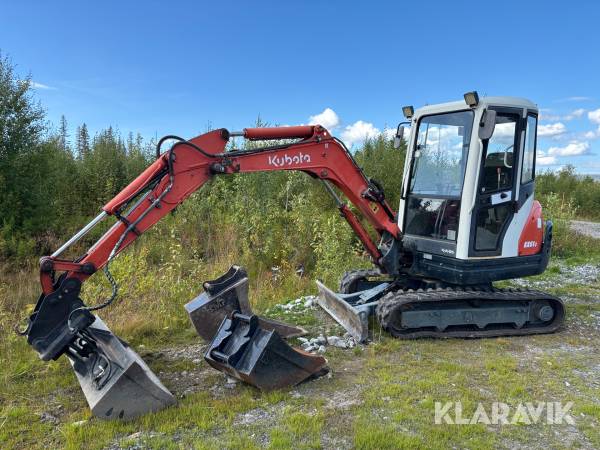 Grävmaskin Kubota KX61-3 med redskap