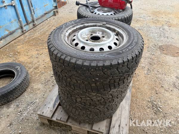 Dubbdäck Nokian Hakkapeliitta C3 4st