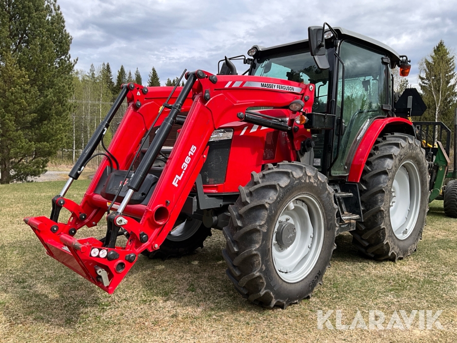 Traktor Massey Ferguson 5709 Dyna-4 skogsutrustad