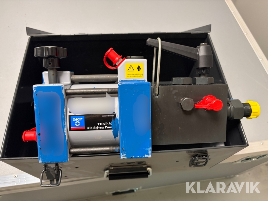 Oljeinjektor pump SKF THAP 300