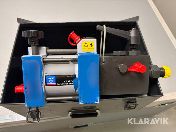 Oljeinjektor pump SKF THAP 300