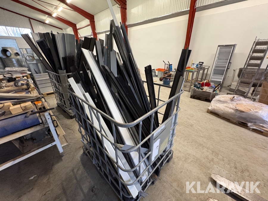 Parti med fönsterbleck Lindab