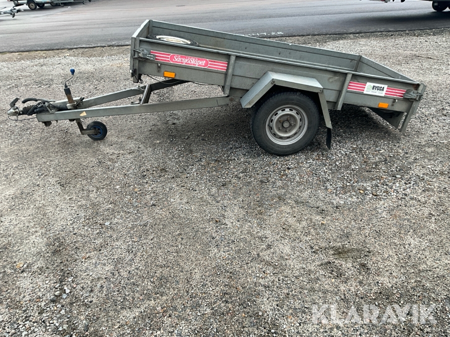 Personbilssläp Sävsjösläpet FTB 2501-01 med tipp