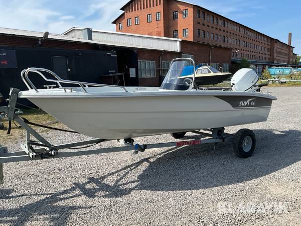 Motorbåt Suvi 44 MFS30D Tohatsu 30HK
