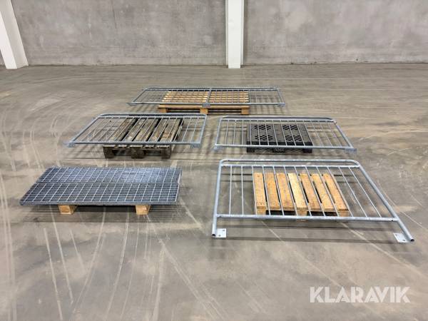 Räcken/staket samt trappsteg galvat
