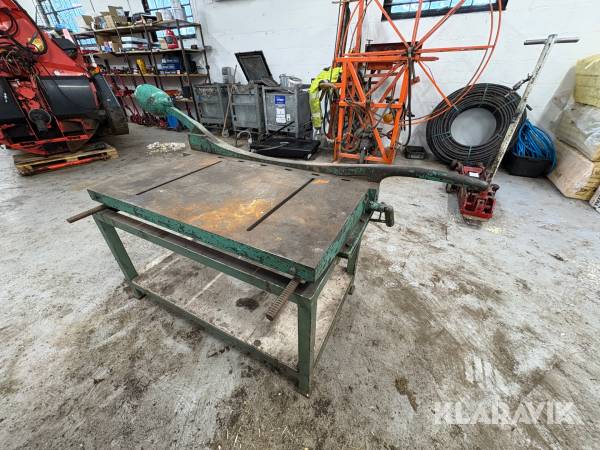 Slagsax med bord Mova