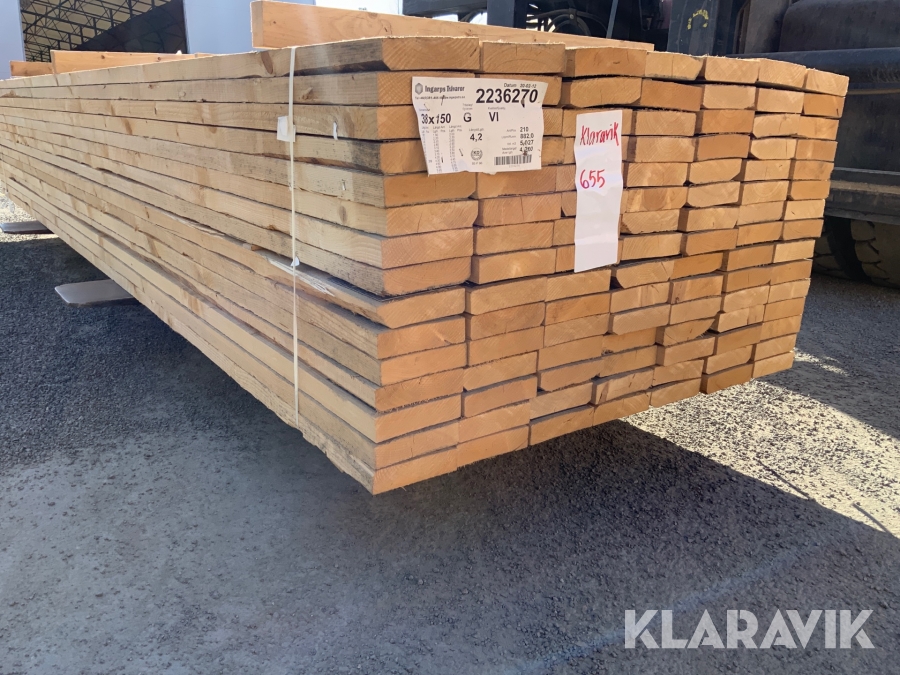 Hyvlat granvirke med bläck Svenska trävaror 38x150x4200  mm , 105 stycken