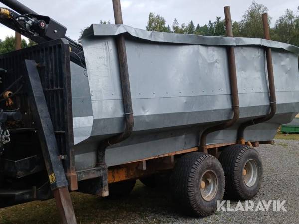 Risflak till skogsvagn