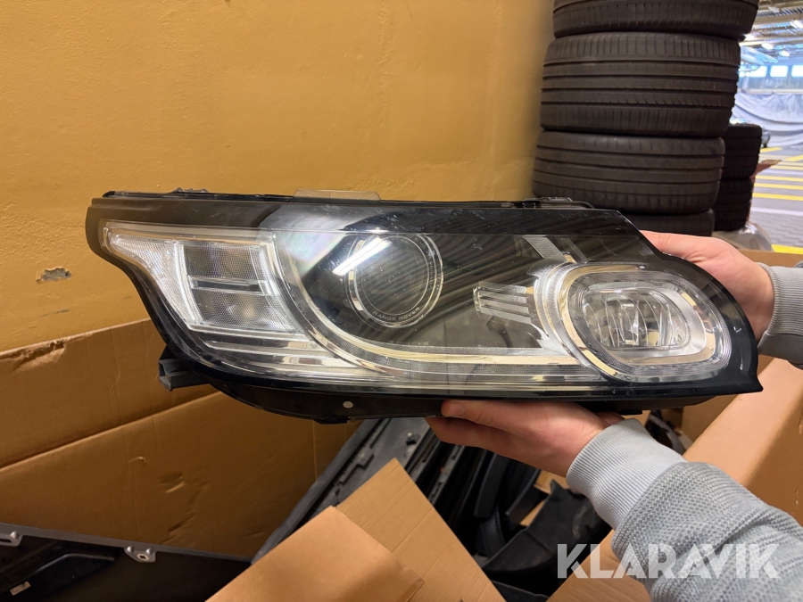 Frontlykta Range Rover Sport L494 1 st höger  & 1 st vänster