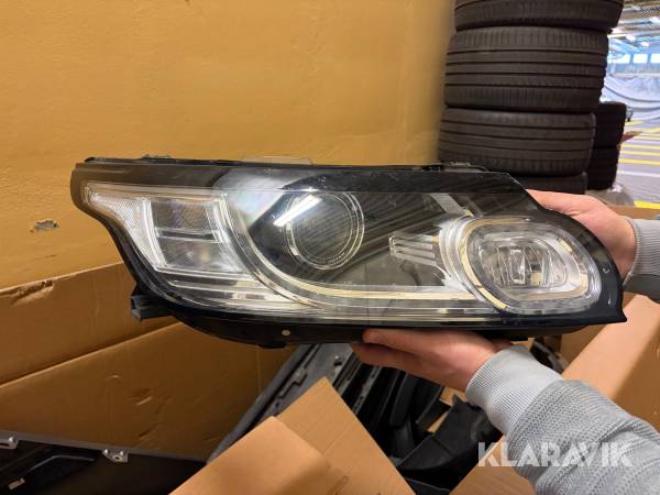 Frontlykta Range Rover Sport L494 1 st höger  & 1 st vänster