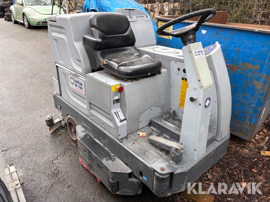 Åkbar skurmaskin Nilfisk BR 1100