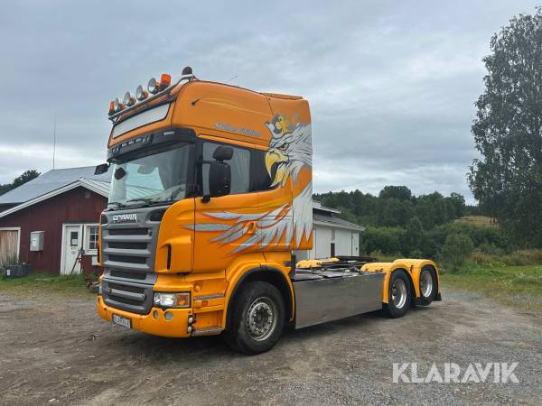 Dragbil A-traktor Scania R500 med 2st maskintrailer
