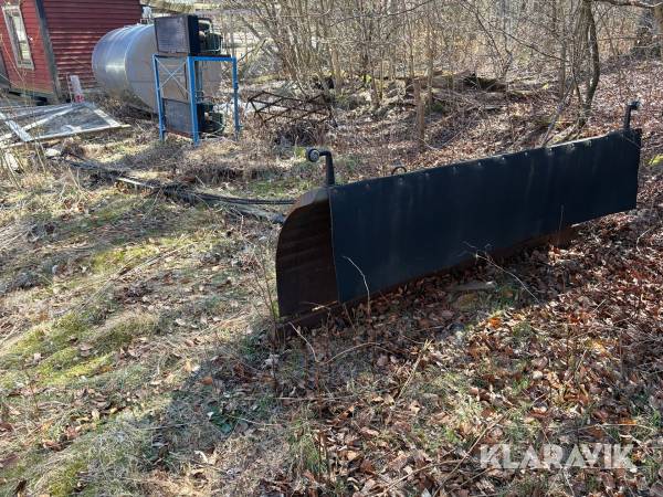 Hydraulisk snöblad B. Skärås DGN 2800