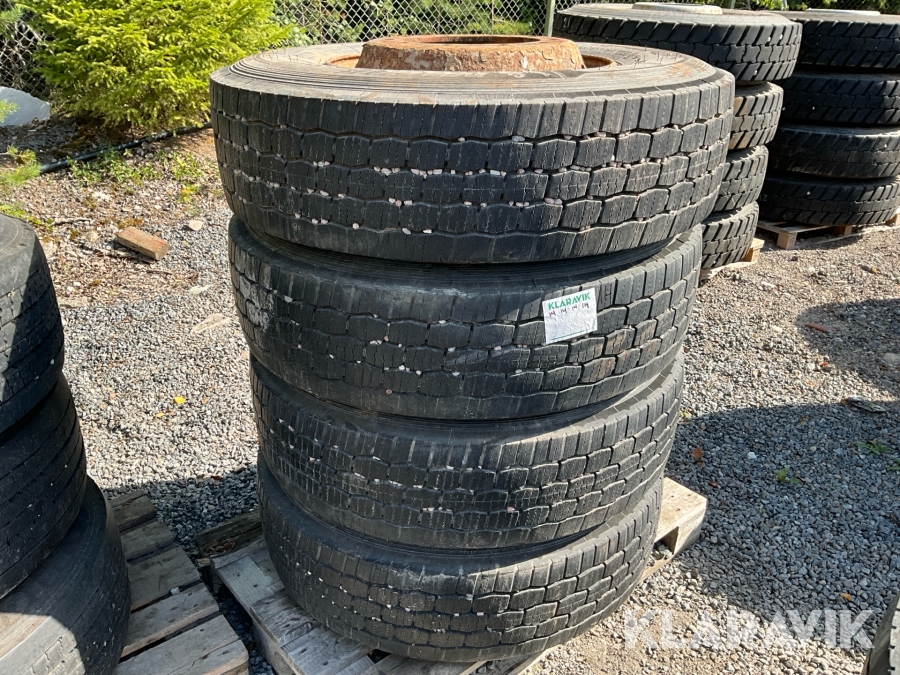 Lastbilsdäck Michelin 295/80R22,5 x-multi 4st