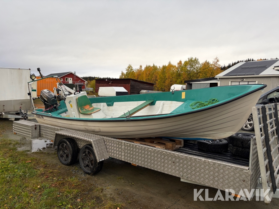Notviken 6 meter med Suzuki 40 hk