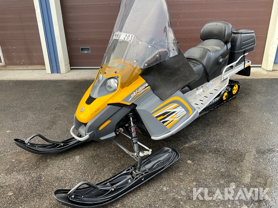 Skoter Ski-Doo Tundra V800 4-tec