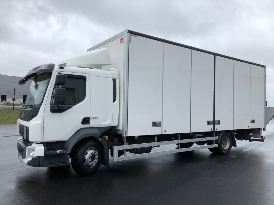Skåpbil Volvo FL -16