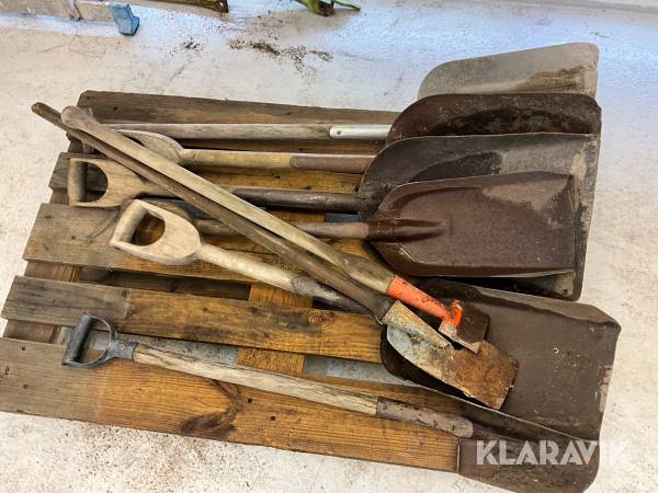 Pall med 8st skyfflar / spadar