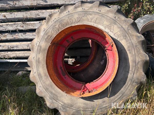 Dubbelmontage Goodyear 20.8R38 2st